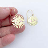 Mini Cheeky Sun earrings in Gold/Pink