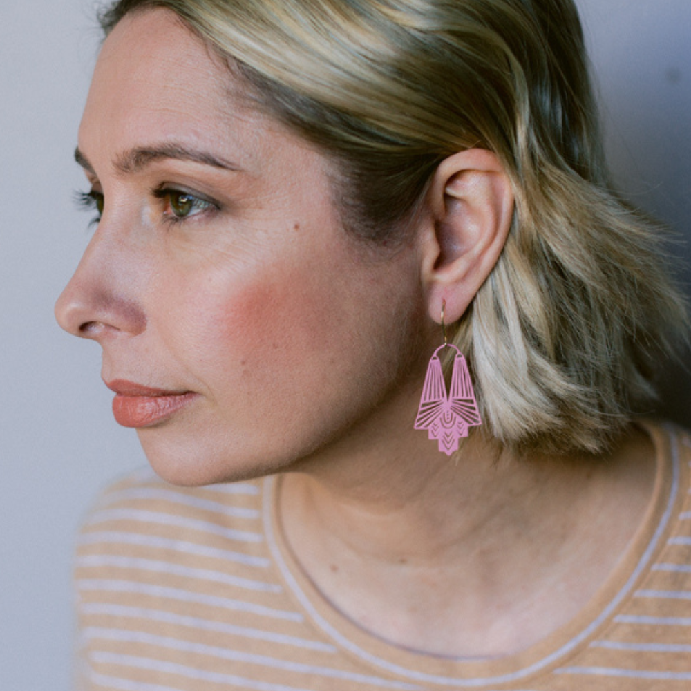 Goddess earrings in Pink