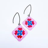 Midi Granny Square earrings in Pink/Red/Blue