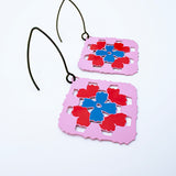 Midi Granny Square earrings in Pink/Red/Blue