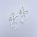 Midi Bow earrings in Snow White