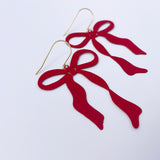 Bow earrings in Red