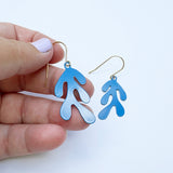 Mini Matisse Shape earrings in Cobalt