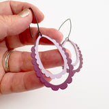 Midi Double Scallop Hoop earrings in Lilac/Burgandy