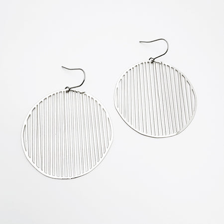 Line Disc earrings in Silver