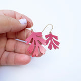 Mini Matisse Shape earrings in Red