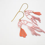 Midi Prawn dangle earrings in Coral