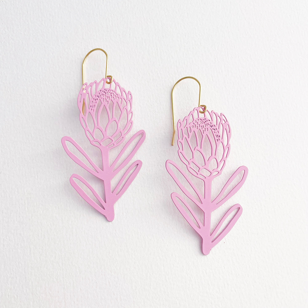 Protea Dangles in Pink