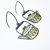 Midi Scandi Tea Pot earrings in Buttermilk