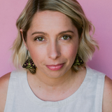 Midi Moth earrings in Sheep Moth