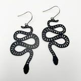 Snake earrings in Black
